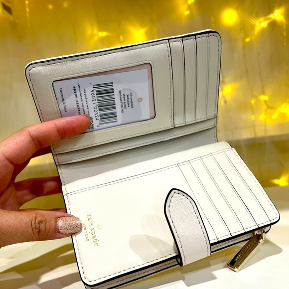 COPY - KATE SPADE NATHALIA COMPACT WALLET - Picture 2 of 3